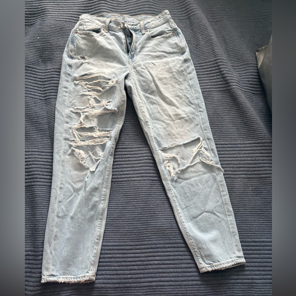 American Eagle Light Blue Distressed Short Mom Jeans